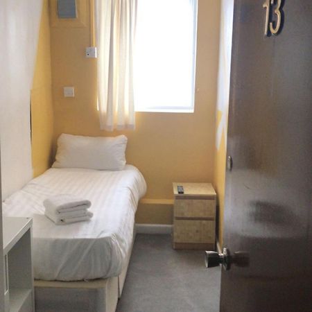 גוספורט Acorn Lodge Guest House - Free Parking מראה חיצוני תמונה