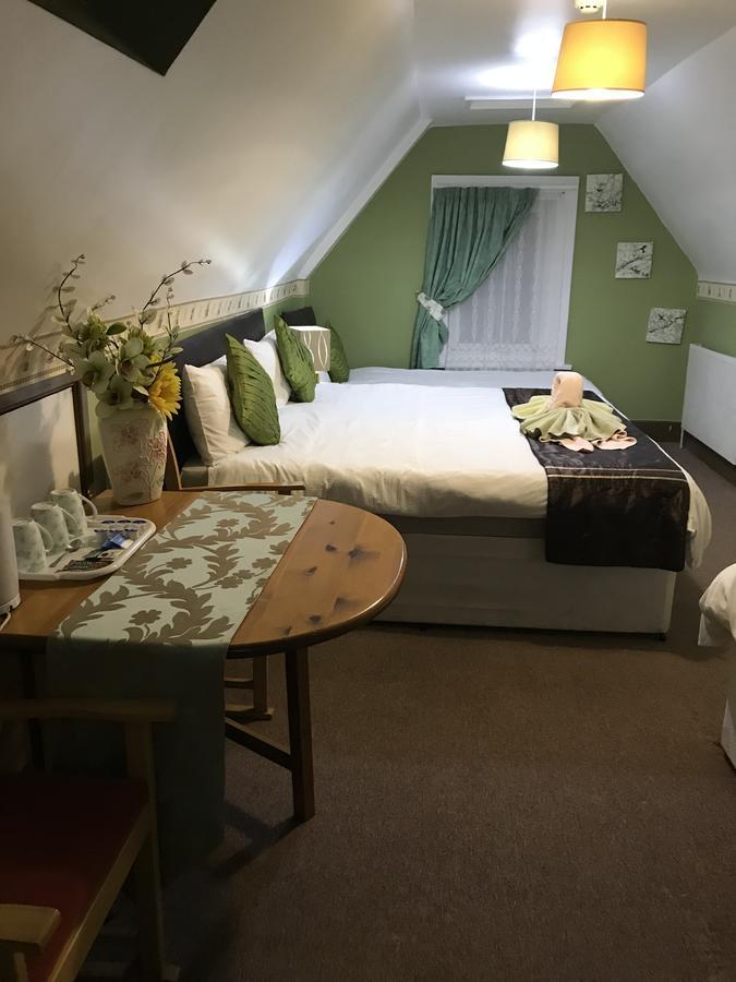 גוספורט Acorn Lodge Guest House - Free Parking מראה חיצוני תמונה