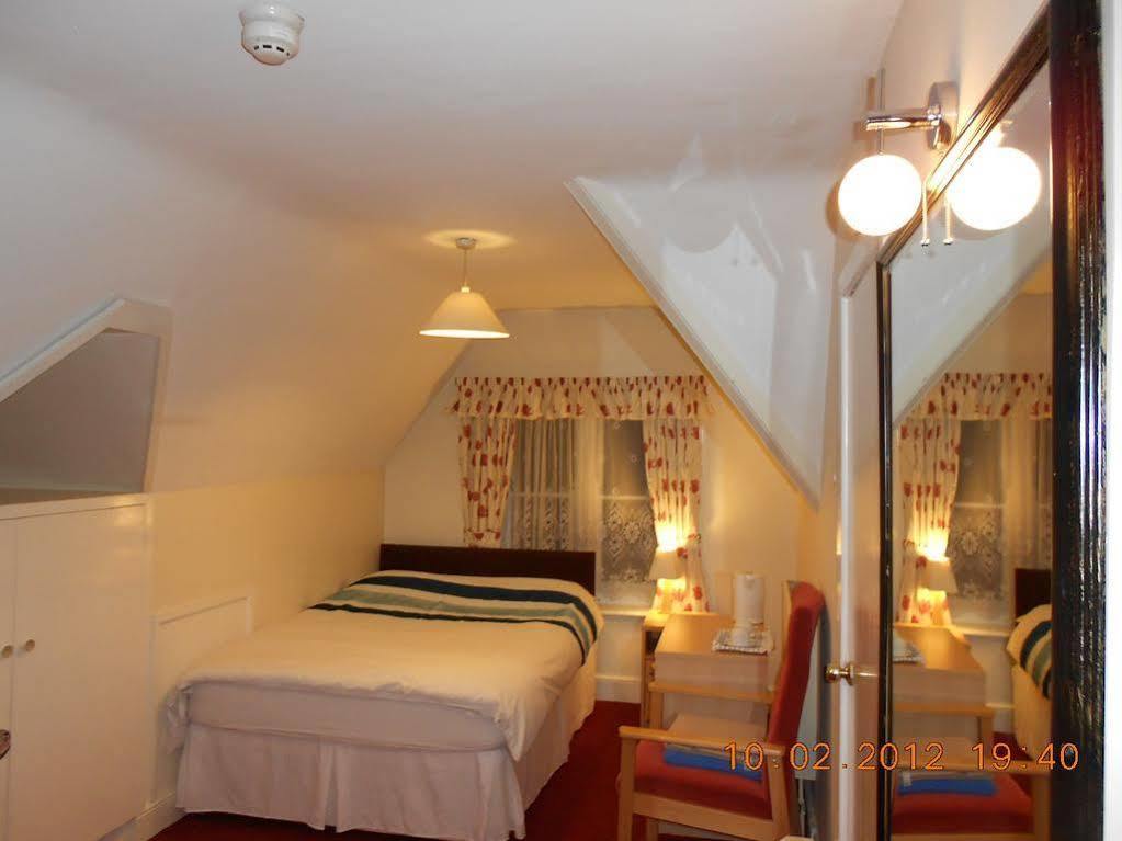גוספורט Acorn Lodge Guest House - Free Parking מראה חיצוני תמונה